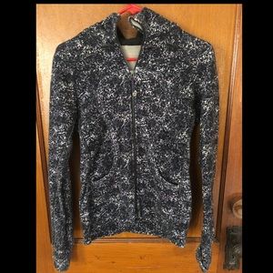 Lululemon scuba hoodie size 8